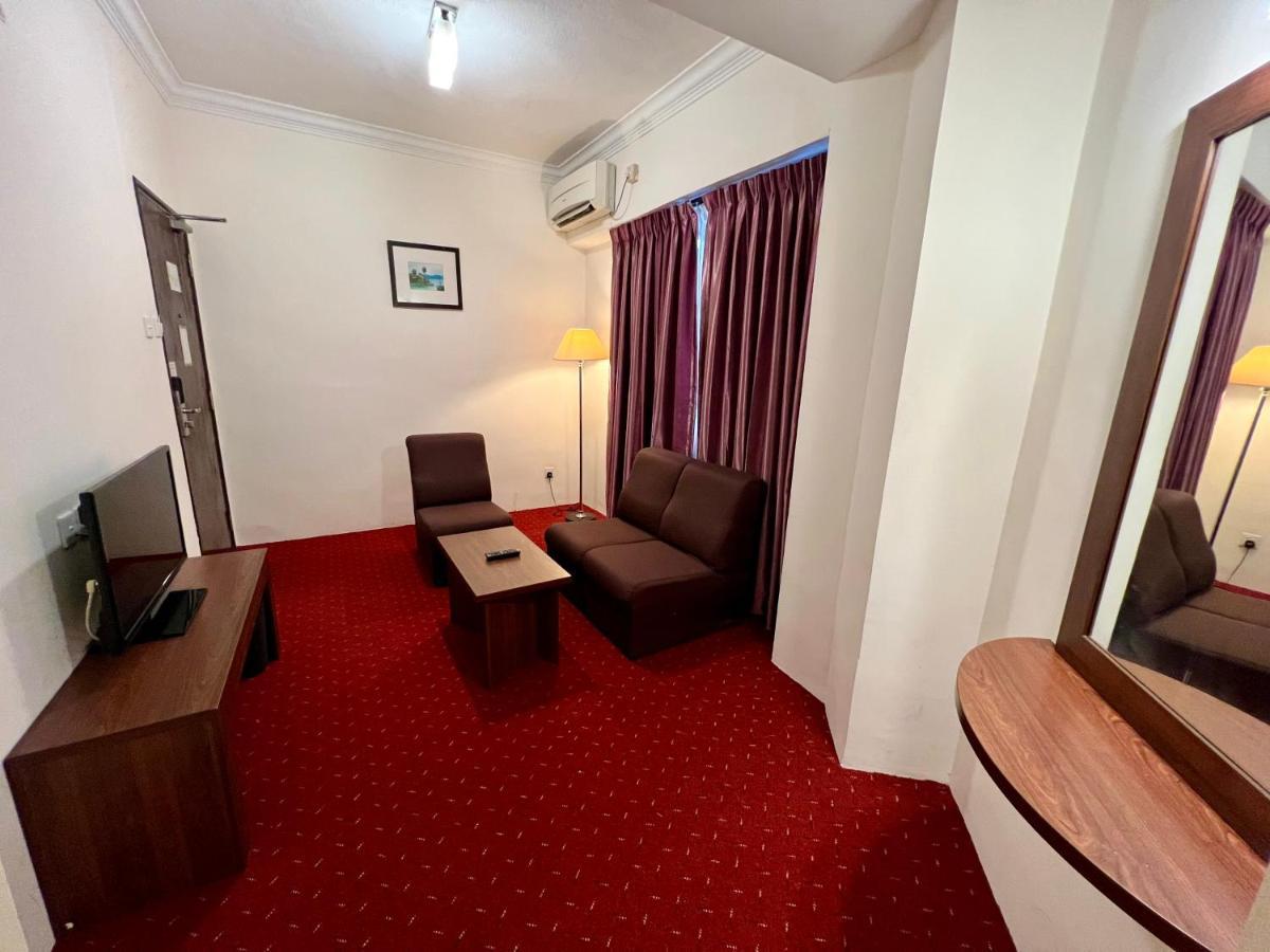 Hotel Yt Midtown Kuala Terengganu Exterior photo