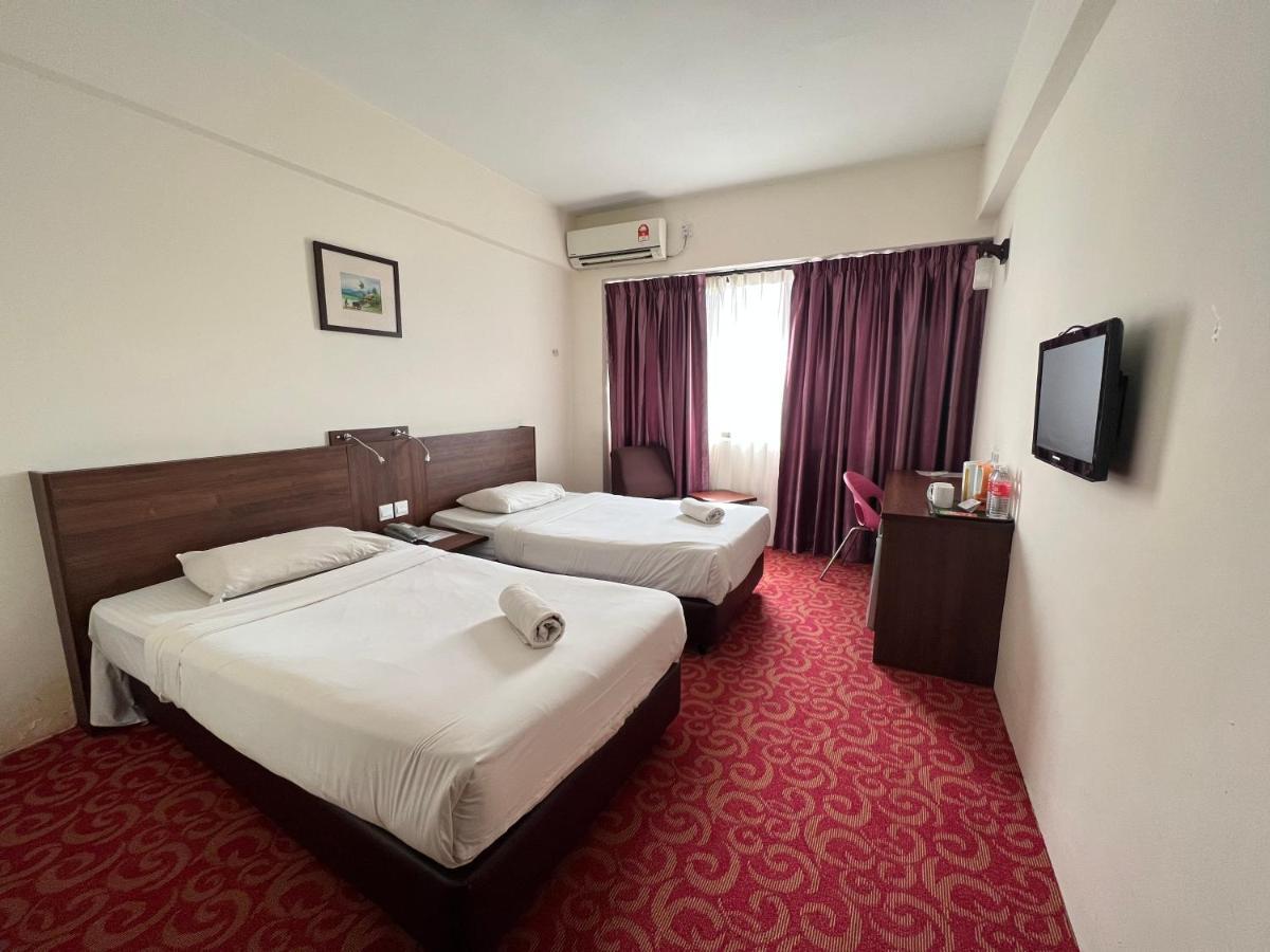 Hotel Yt Midtown Kuala Terengganu Exterior photo